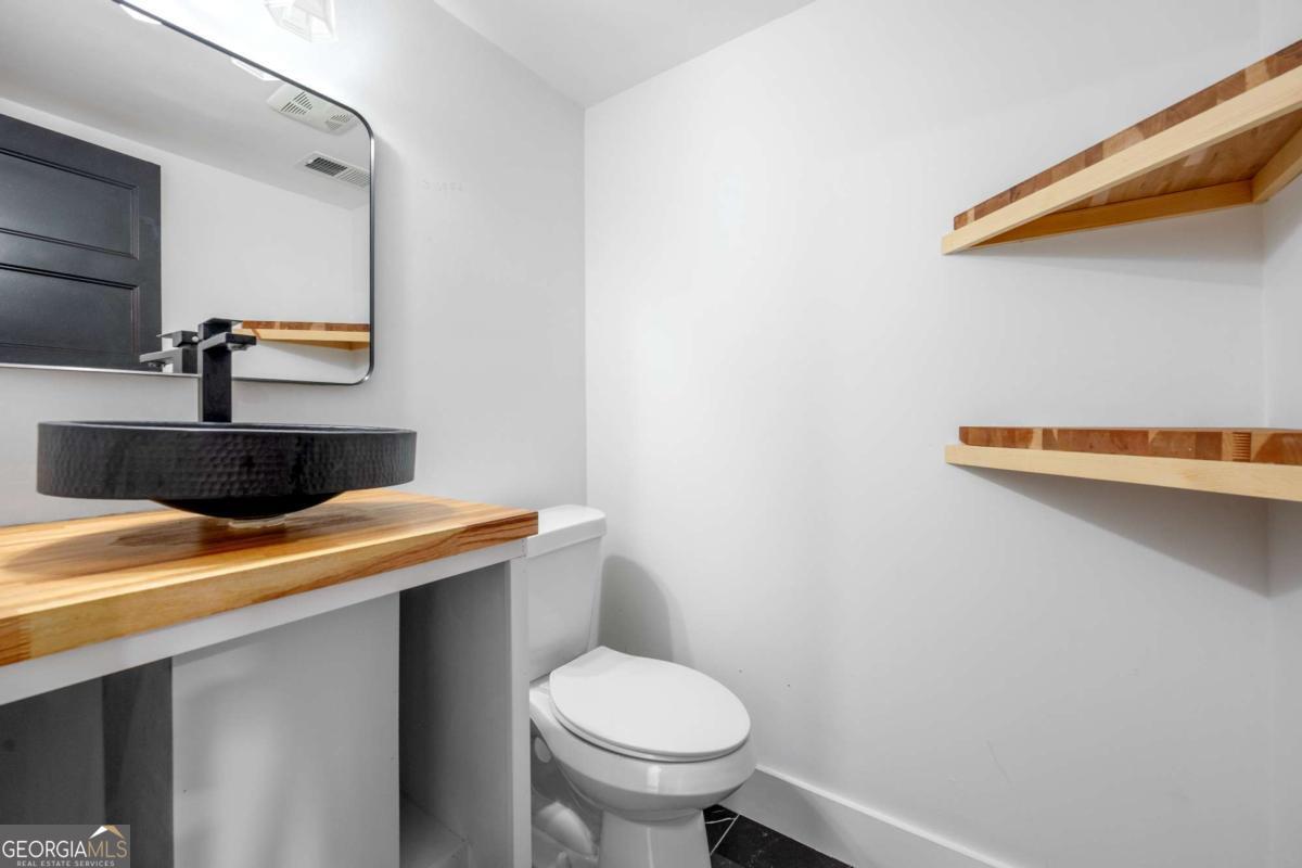 VARIATIONS - Residential