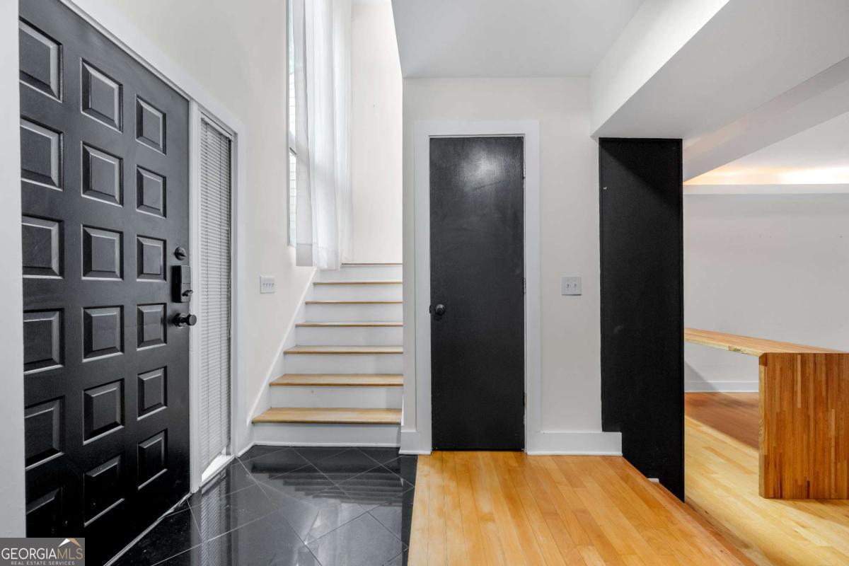 VARIATIONS - Residential