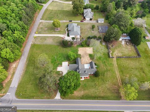 A home in Mcdonough