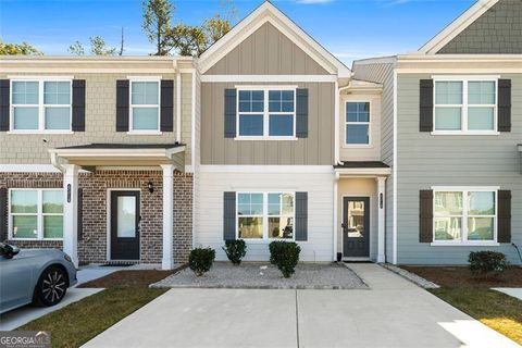 Photo of 4316 MALLORY Court, Union City, GA 30291 (MLS # 10632010)
