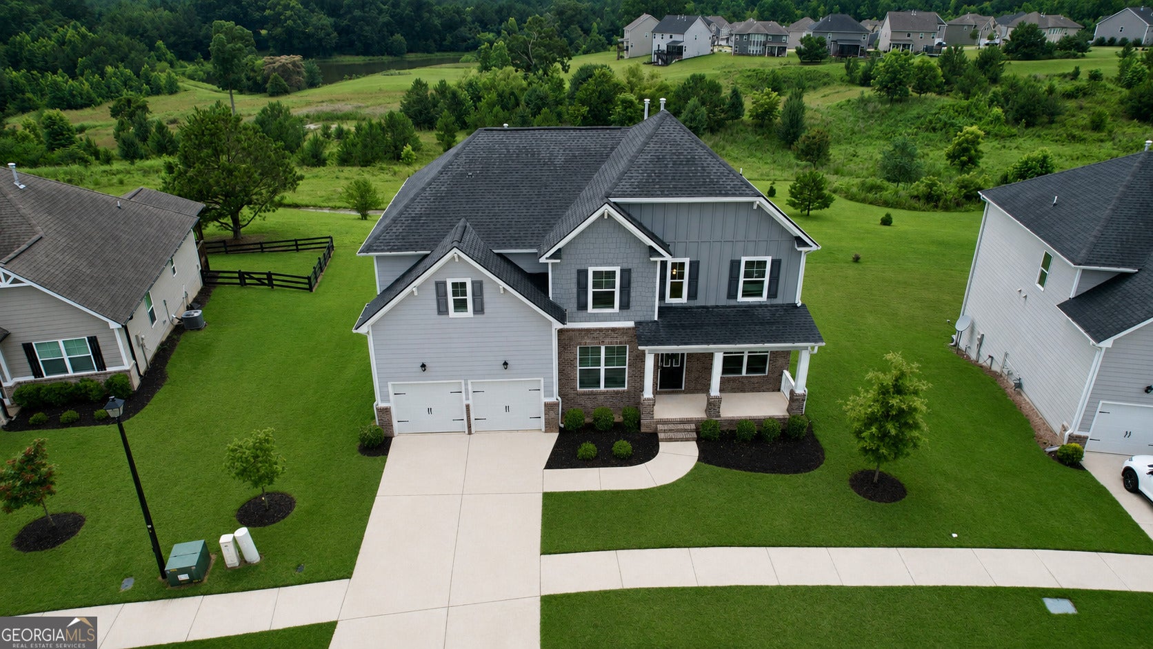 1091 Clubhouse DR