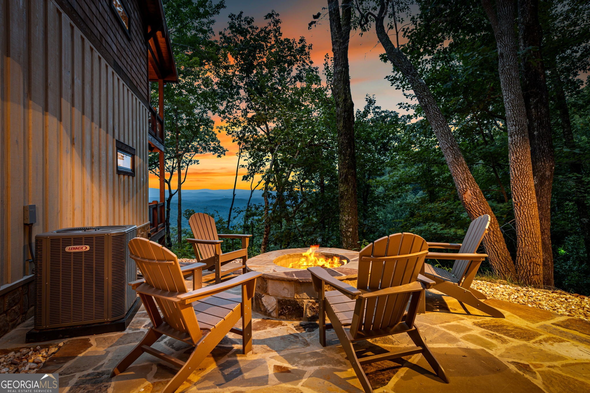 380 Utana Bluffs TRL