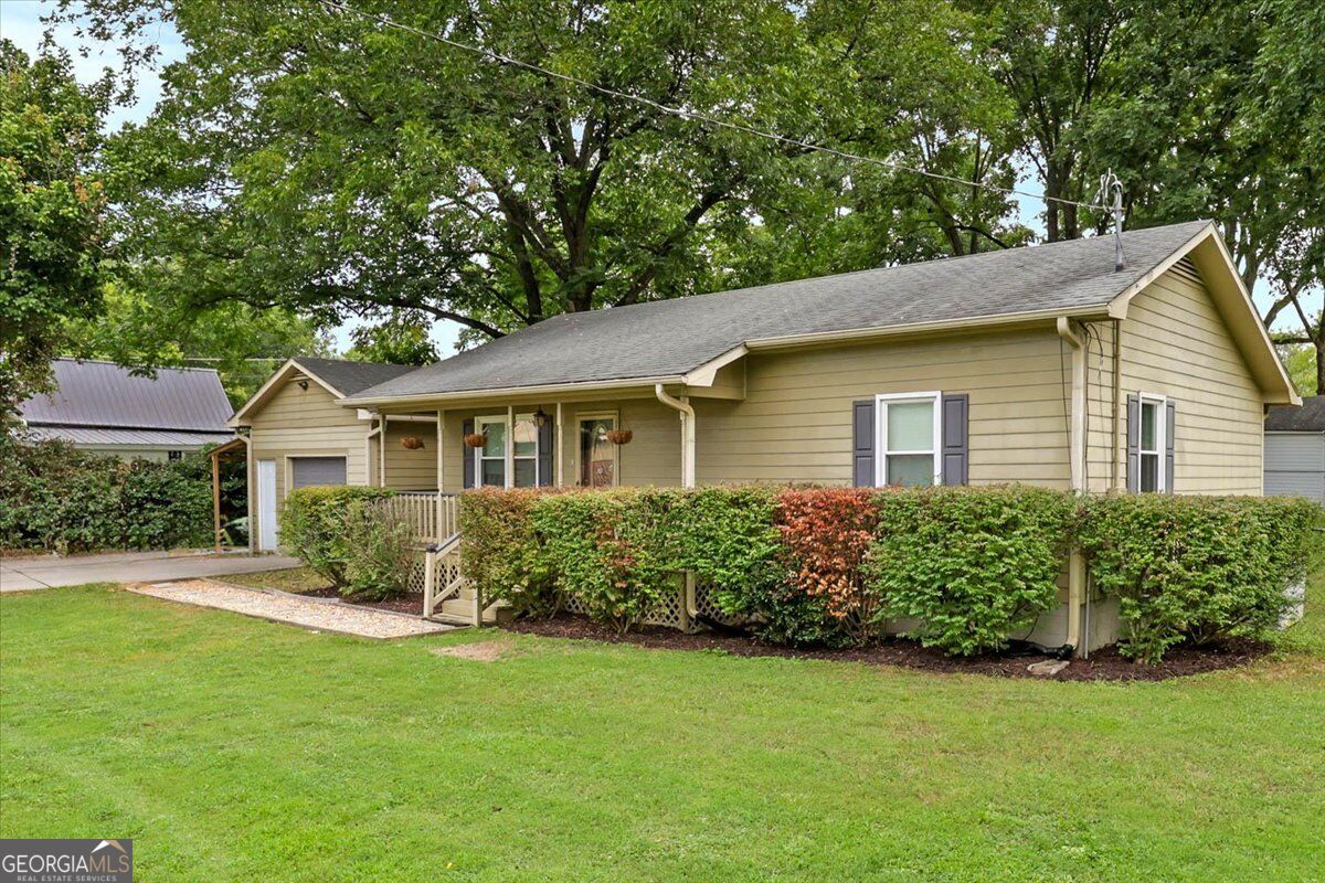 303 S Main ST