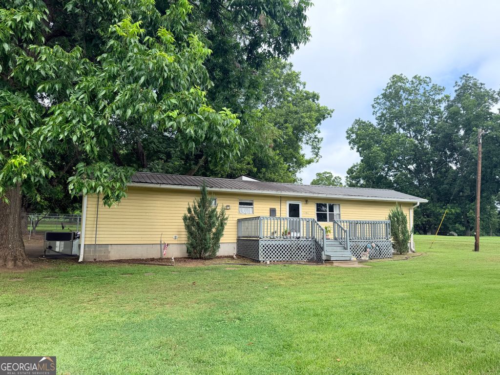 Photo of 124 Church St, Moreland, GA 30259 (MLS # 10810911)
