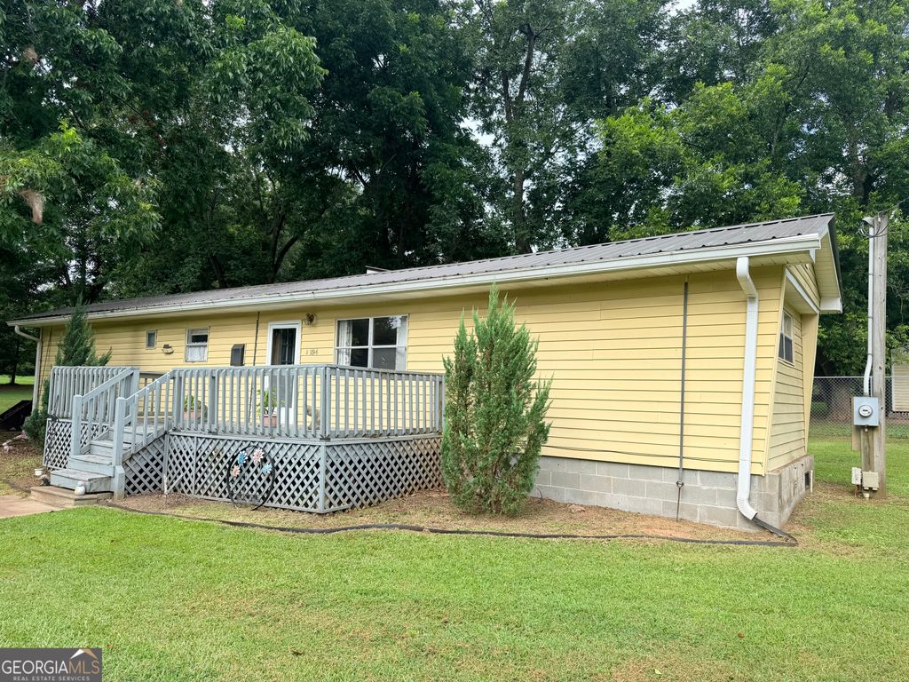 Photo of 124 Church St, Moreland, GA 30259 (MLS # 10810911)