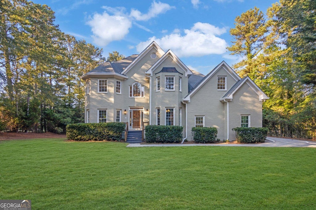 Photo of 100 Matthew Way, Fayetteville, GA 30214 (MLS # 10874532)