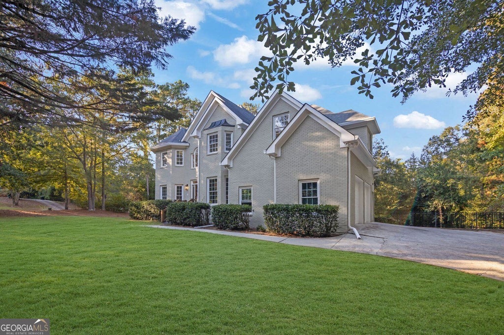 Photo of 100 Matthew Way, Fayetteville, GA 30214 (MLS # 10874532)