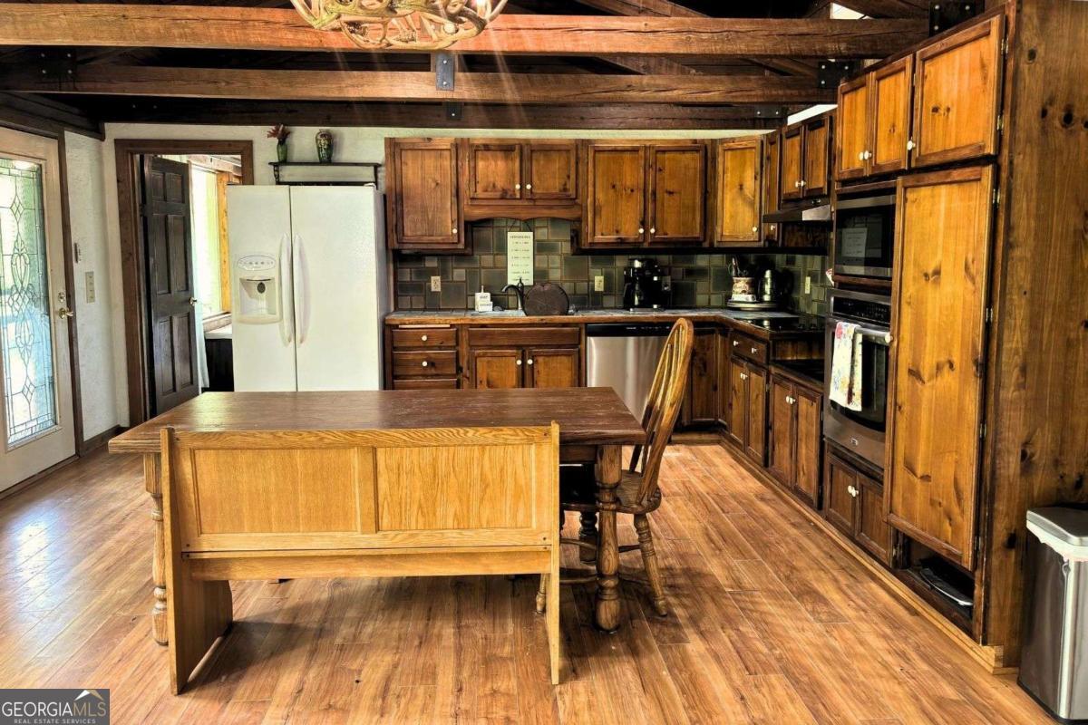 Ellijay, Georgia, 30540, United States, 3 Bedrooms Bedrooms, ,3 BathroomsBathrooms,Residential,Active,2045510