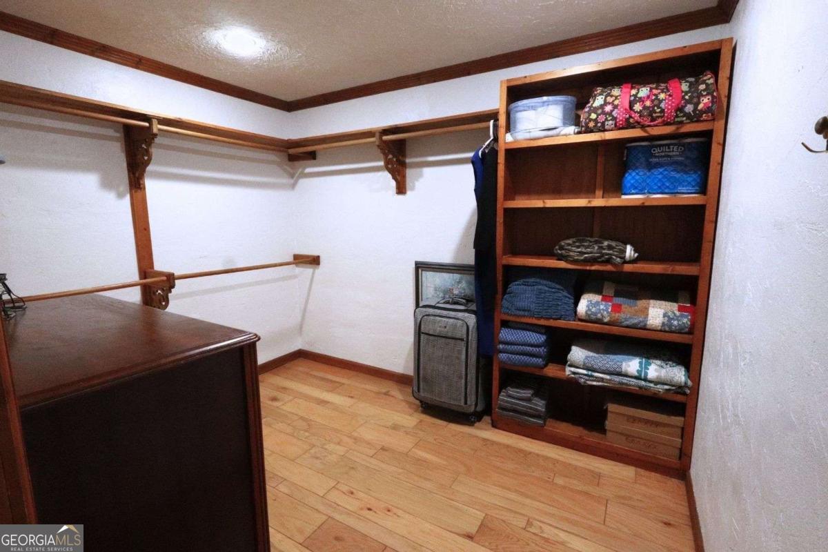 Ellijay, Georgia, 30540, United States, 3 Bedrooms Bedrooms, ,3 BathroomsBathrooms,Residential,Active,2045510