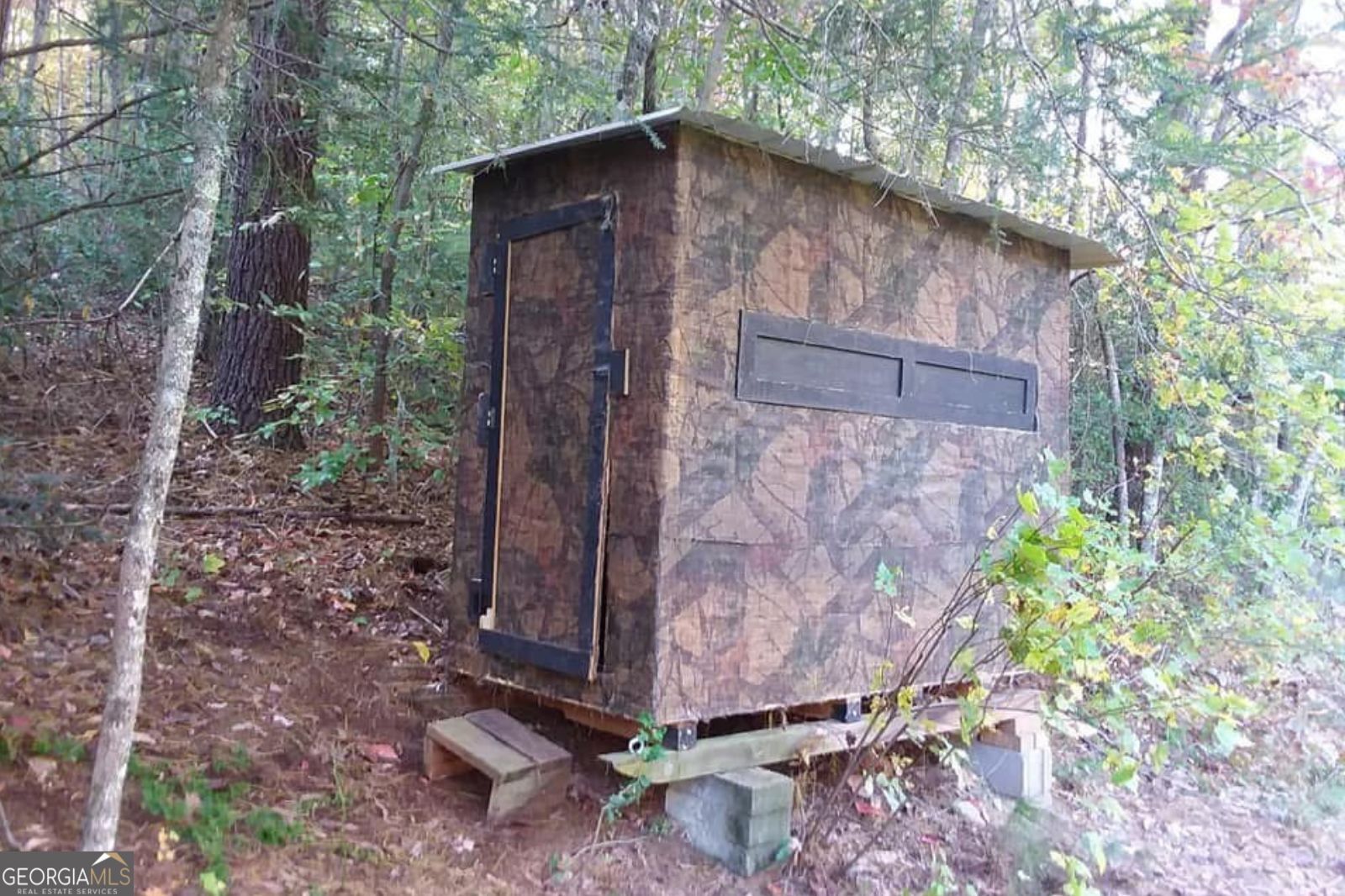 Ellijay, Georgia, 30540, United States, 3 Bedrooms Bedrooms, ,3 BathroomsBathrooms,Residential,Active,2045510