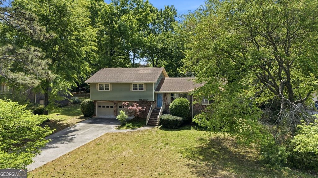 Photo of 5374 Pounds Drive N, Stone Mountain, GA 30087 (MLS # 10734869)