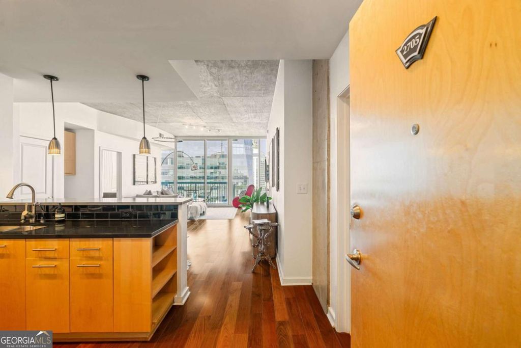 Photo of 3324 Peachtree Road NE #2705, Atlanta, GA 30326 (MLS # 10715697)