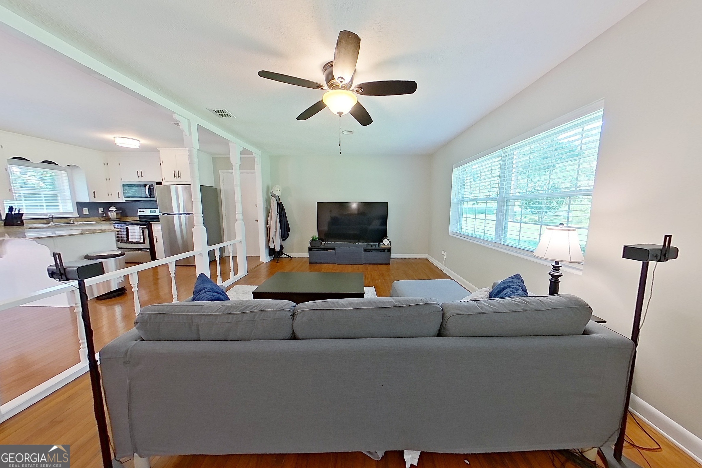 210 Inman LN