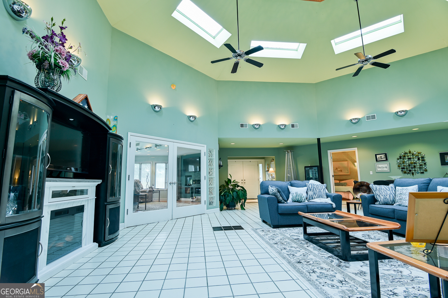 1250 Pete Dickens RD