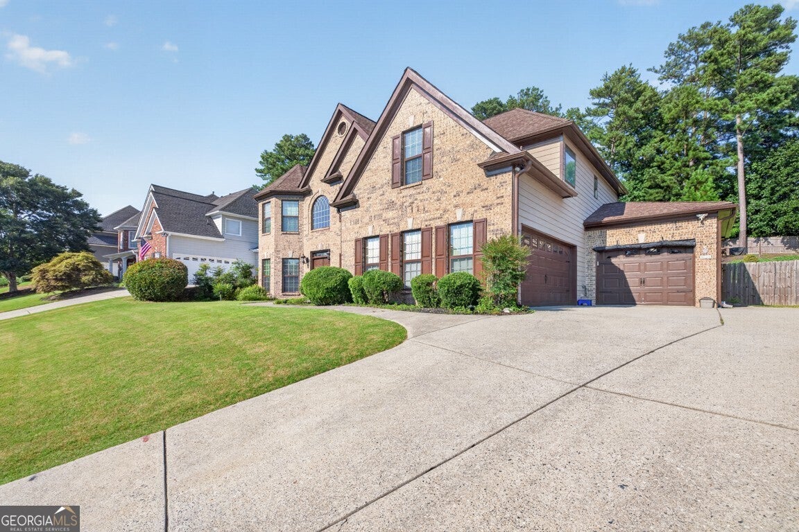 1543 Navigator CIR NE