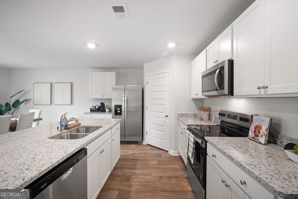 Photo of 142 Hollingsworth Loop, Statesboro, GA 30461 (MLS # 10823489)