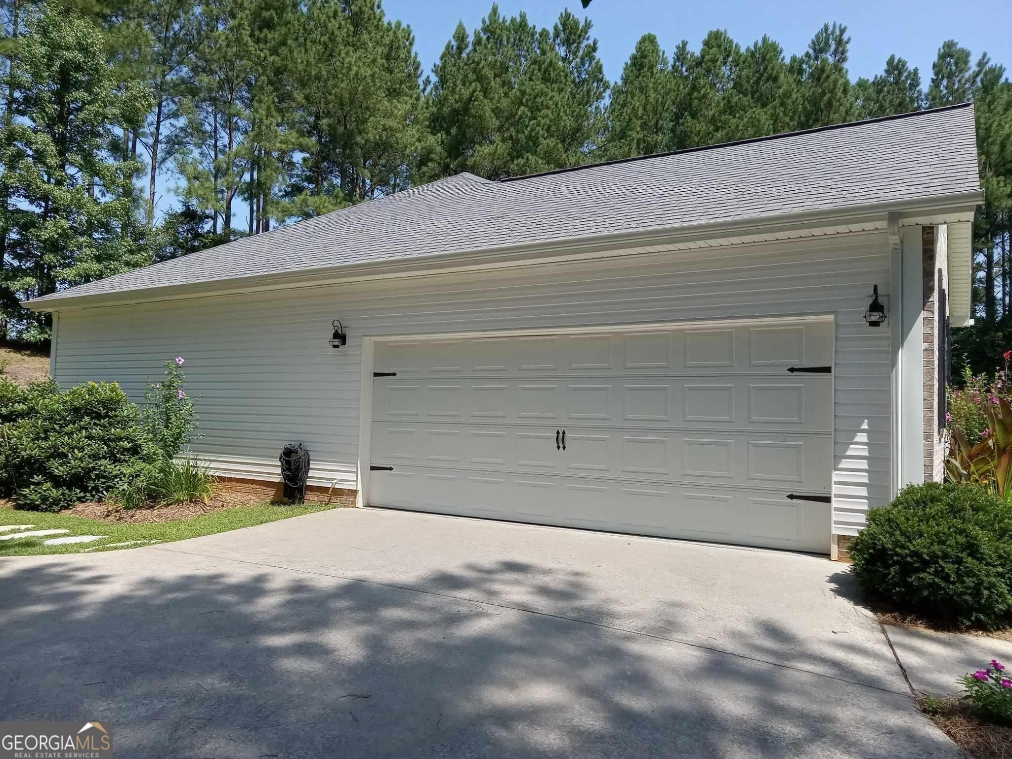 455 Bell LOOP