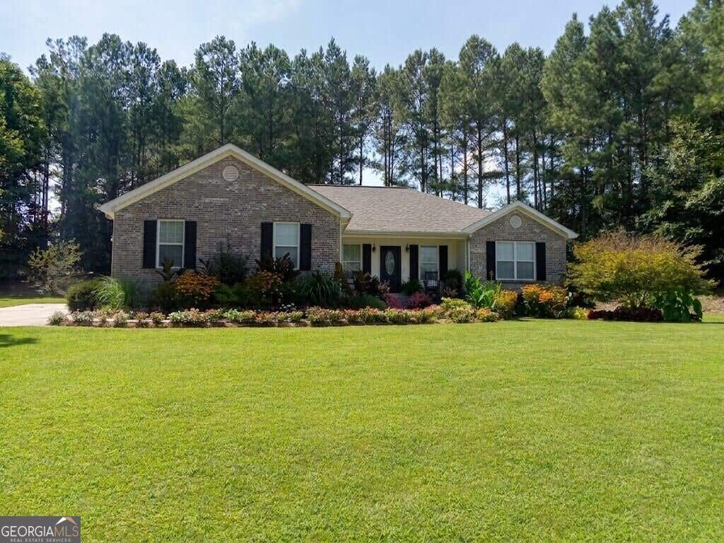 Photo of 455 Bell Loop, Chatsworth, GA 30705 (MLS # 10830113)