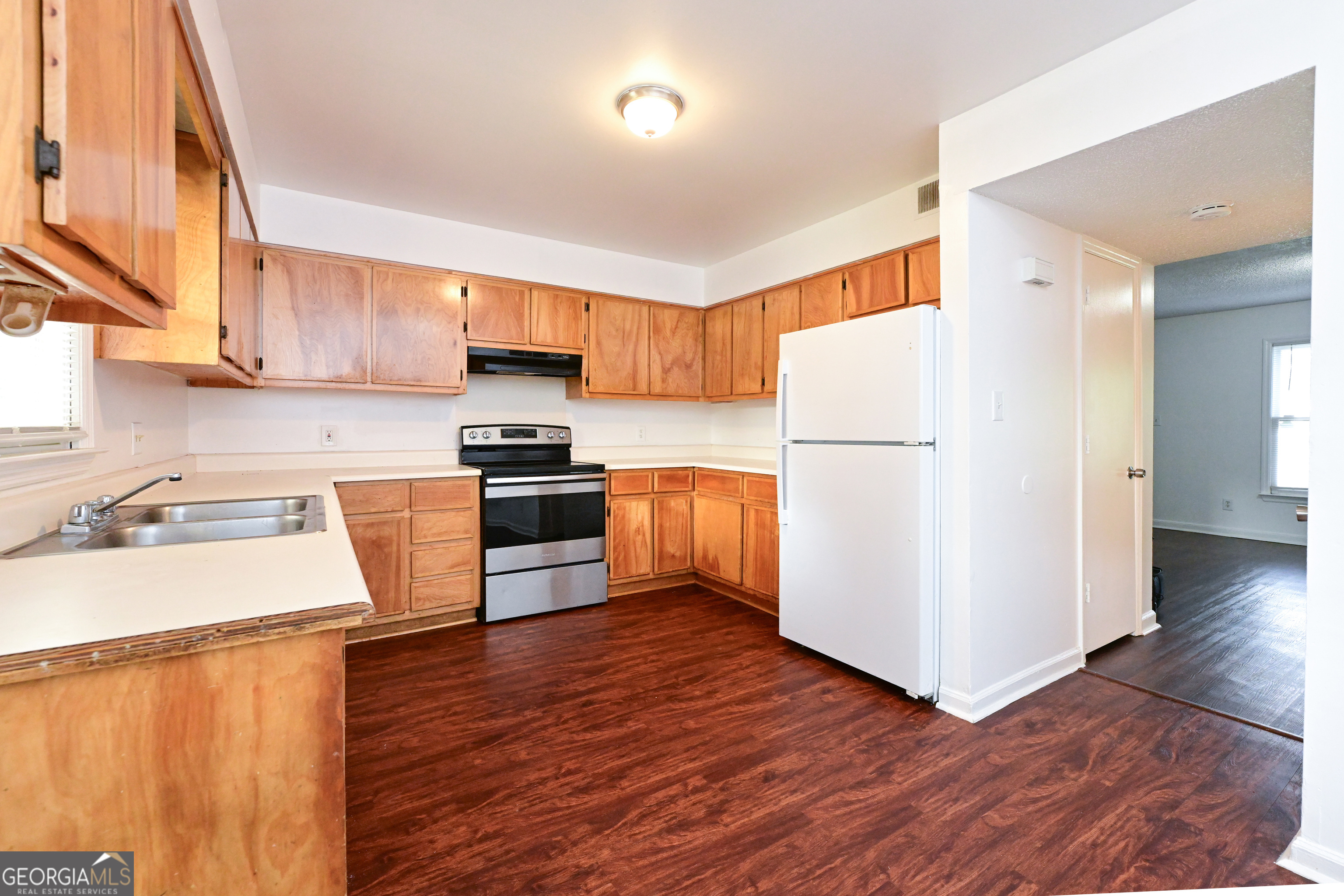 1309 Newton RD