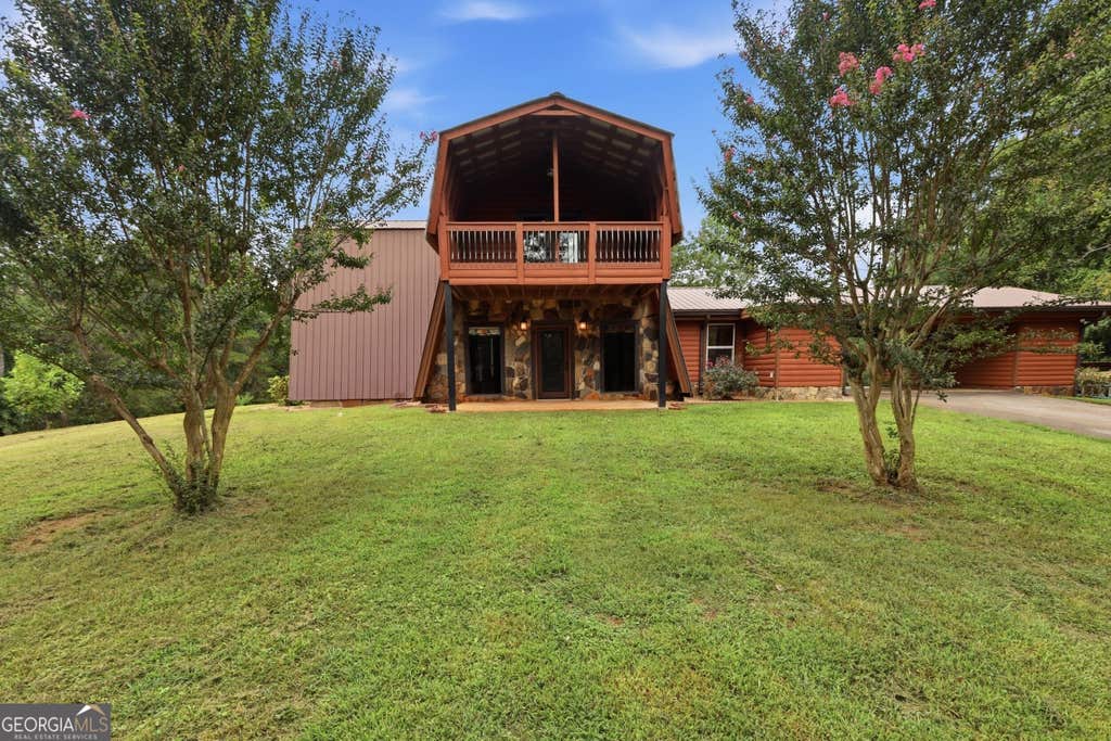 Photo of 932 Camp Mikell Road, Toccoa, GA 30577 (MLS # 10831542)