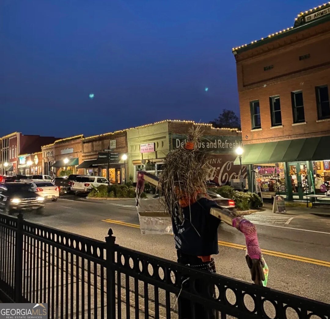 Coats & Clark - Residential