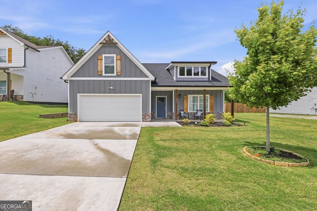 Photo of 6555 River Station Drive, Lula, GA 30554 (MLS # 10773160)