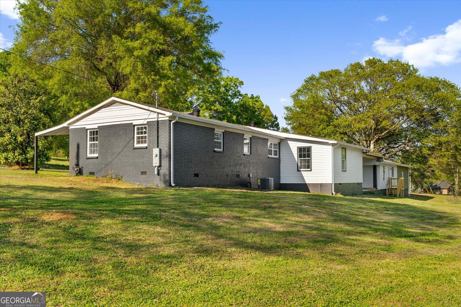 832 Snow Springs RD NW