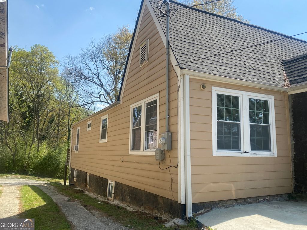 Photo of 167 Anderson Avenue, Atlanta, GA 30314 (MLS # 10723001)