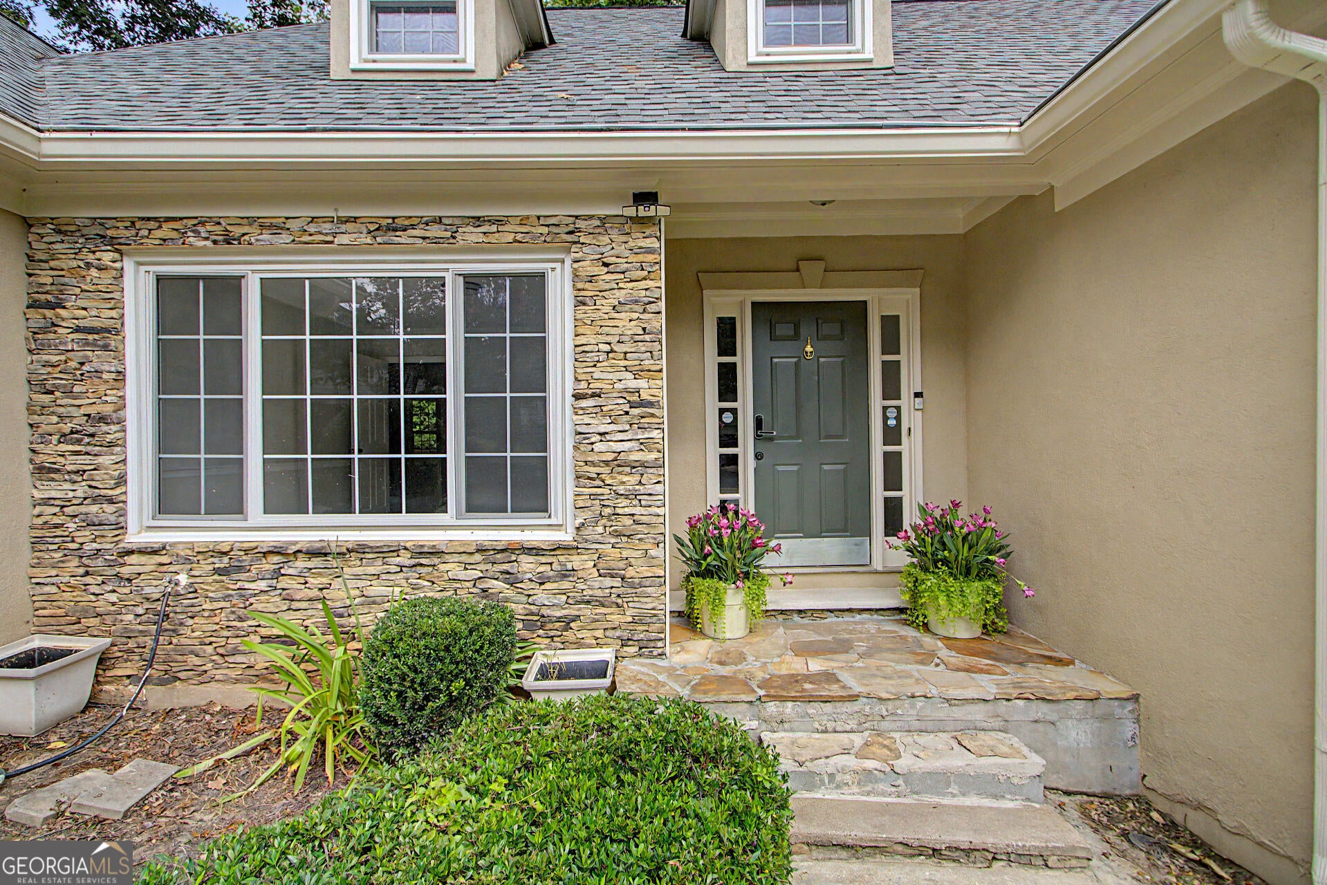 311 Clubhouse CT NW