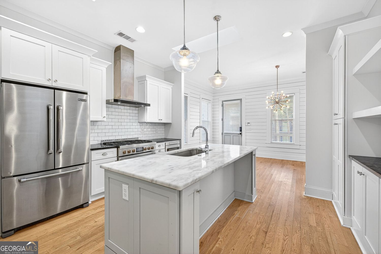 Atlanta, Georgia 30312, United States, 3 Bedrooms Bedrooms, ,2 BathroomsBathrooms,Residential,Active,204877