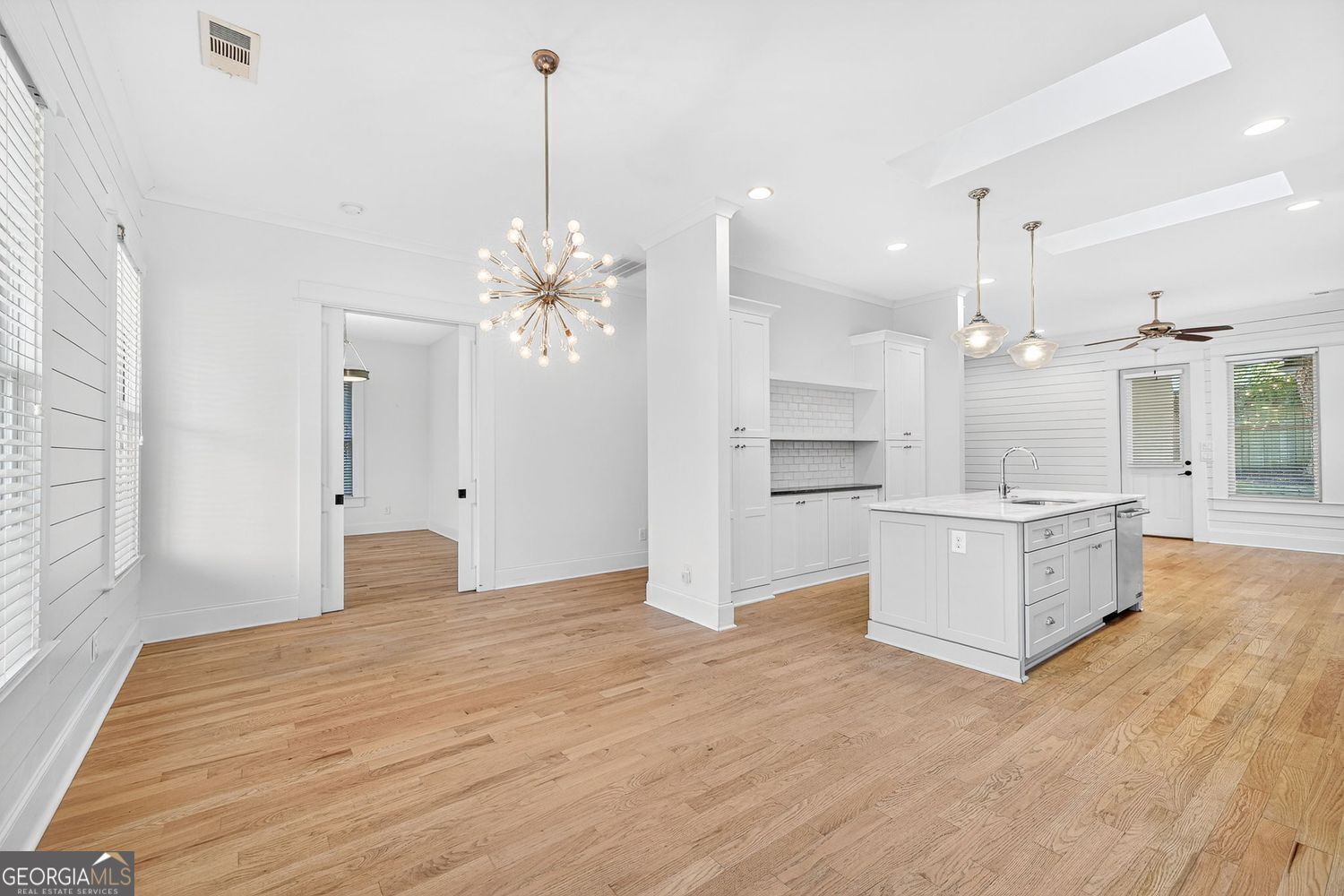 Atlanta, Georgia 30312, United States, 3 Bedrooms Bedrooms, ,2 BathroomsBathrooms,Residential,Active,204877