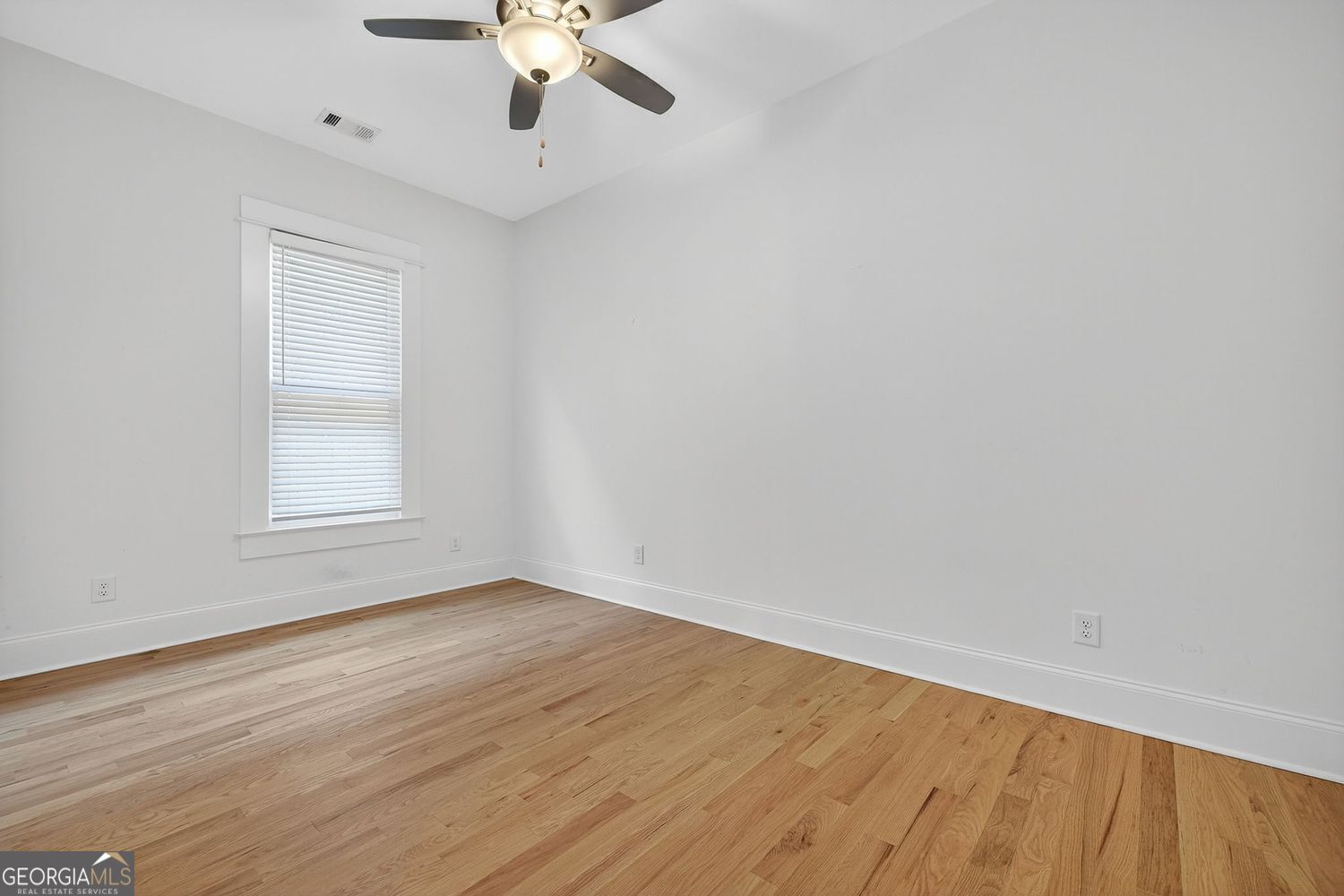 Atlanta, Georgia 30312, United States, 3 Bedrooms Bedrooms, ,2 BathroomsBathrooms,Residential,Active,204877