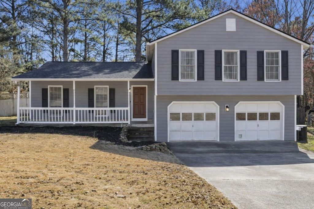 Photo of 3205 Pond Ridge Trail, Snellville, GA 30078 (MLS # 10699513)