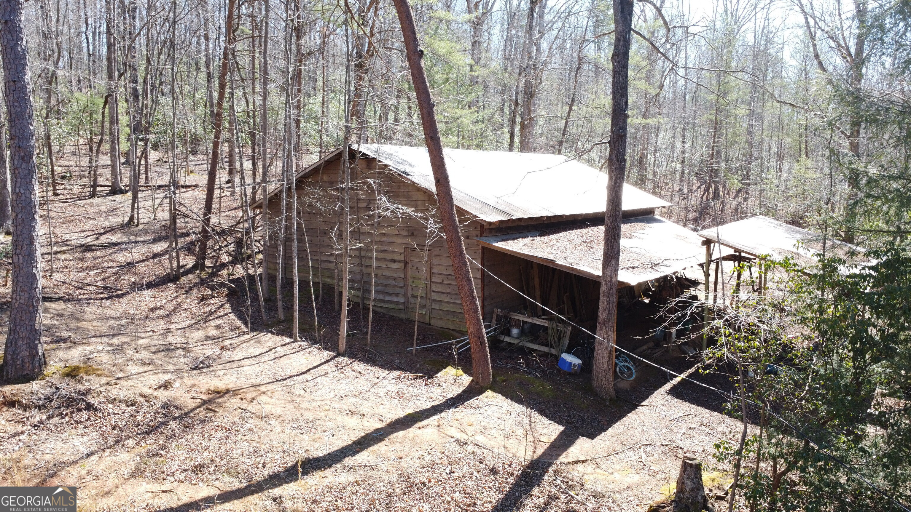 846 Funny Farm RD