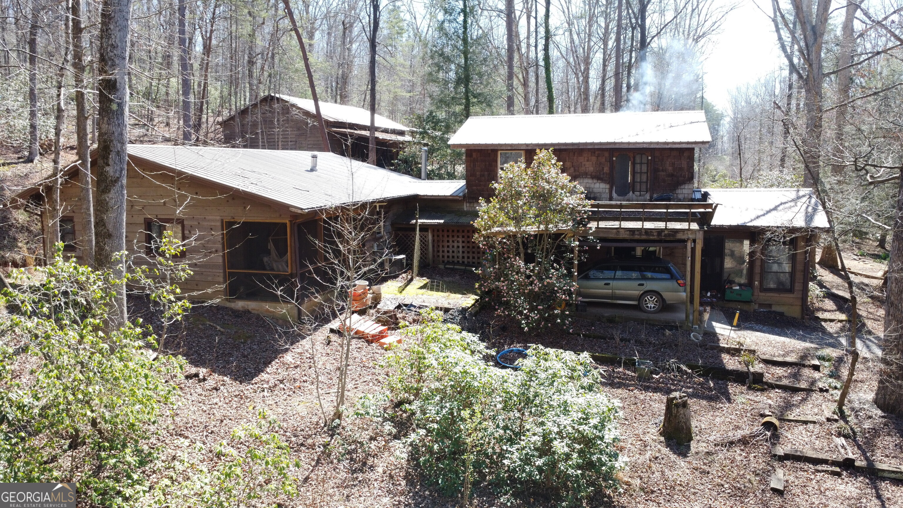 846 Funny Farm RD