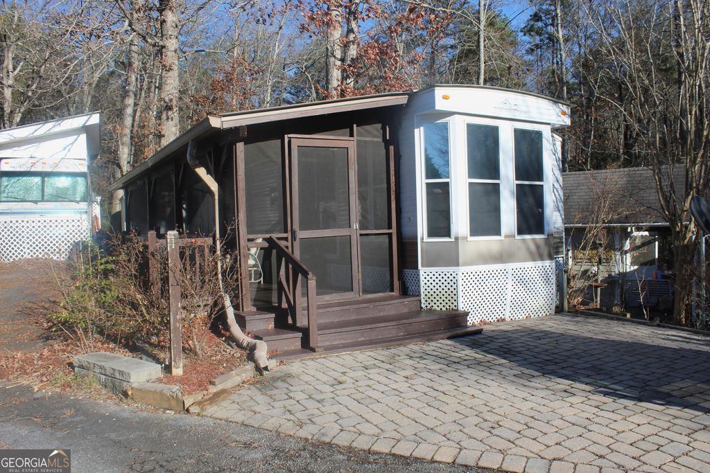 Photo of 183 Holiday Loop, Cleveland, GA 30528 (MLS # 10661303)