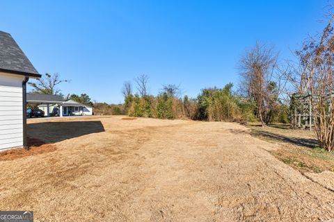 A home in Newnan