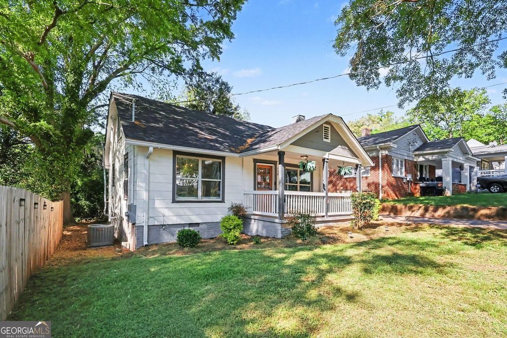 Photo of 156 Rhodesia Avenue SE, Atlanta, GA 30315 (MLS # 10727998)