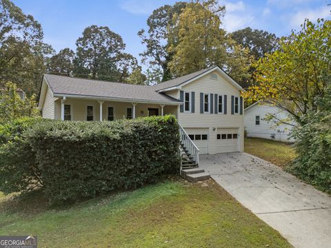 Photo of 2612 Marcia Drive SW, Lawrenceville, GA 30044 (MLS # 10622436)