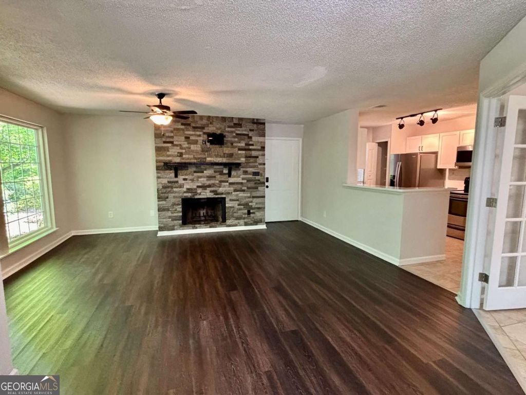 Photo of 320 Hawkstone Way, Johns Creek, GA 30022 (MLS # 10740897)