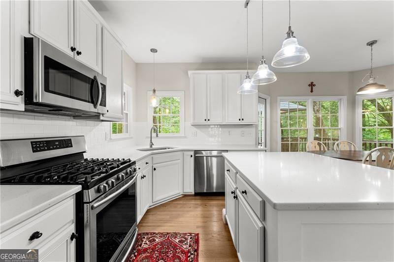 5055 Hamptons Club DR