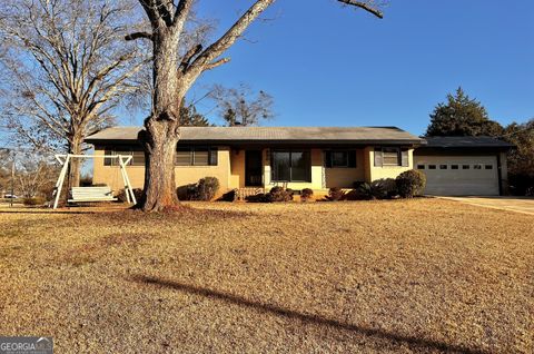 A home in Thomaston