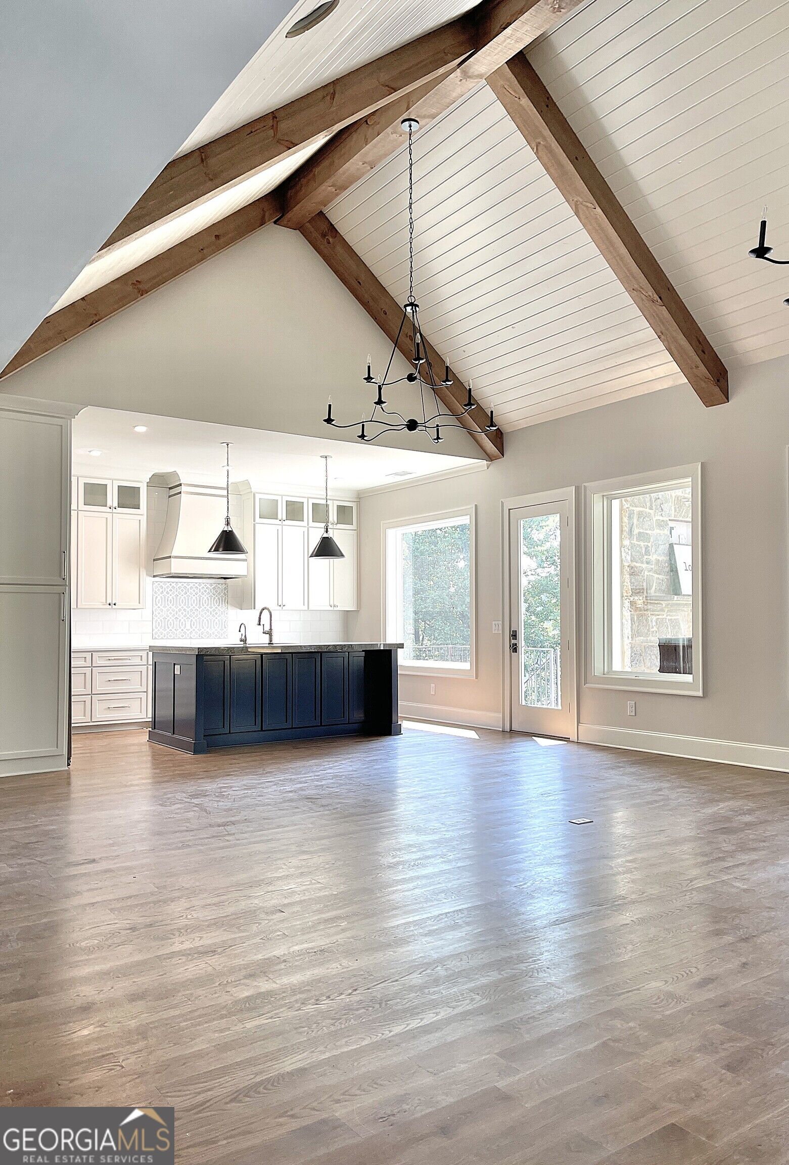 3524 Lake Ridge