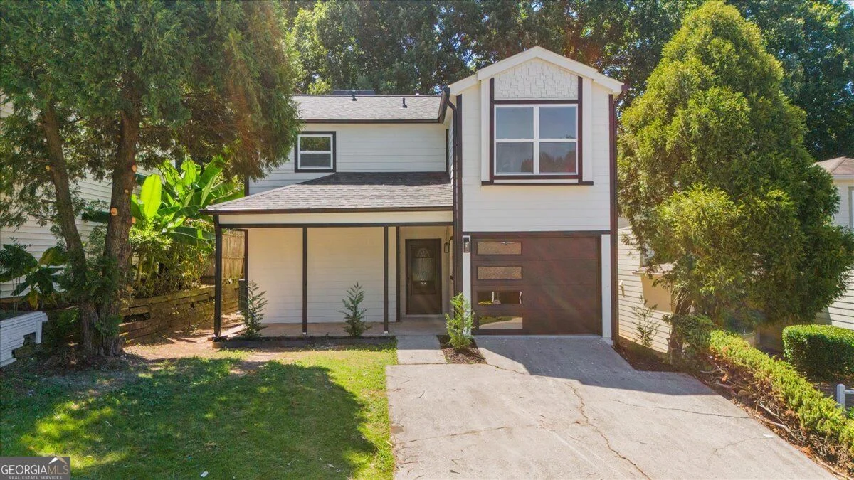 1172 Red Oak Cove