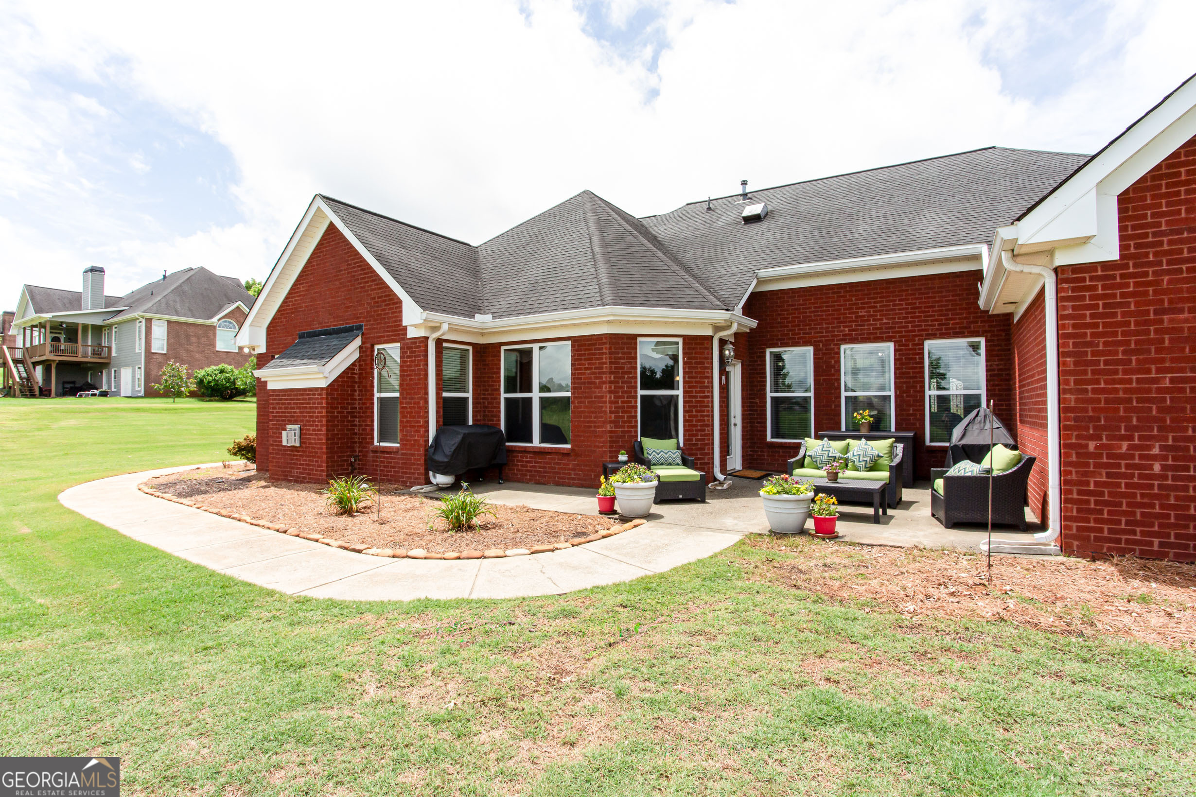 1365 Ivy Plantation