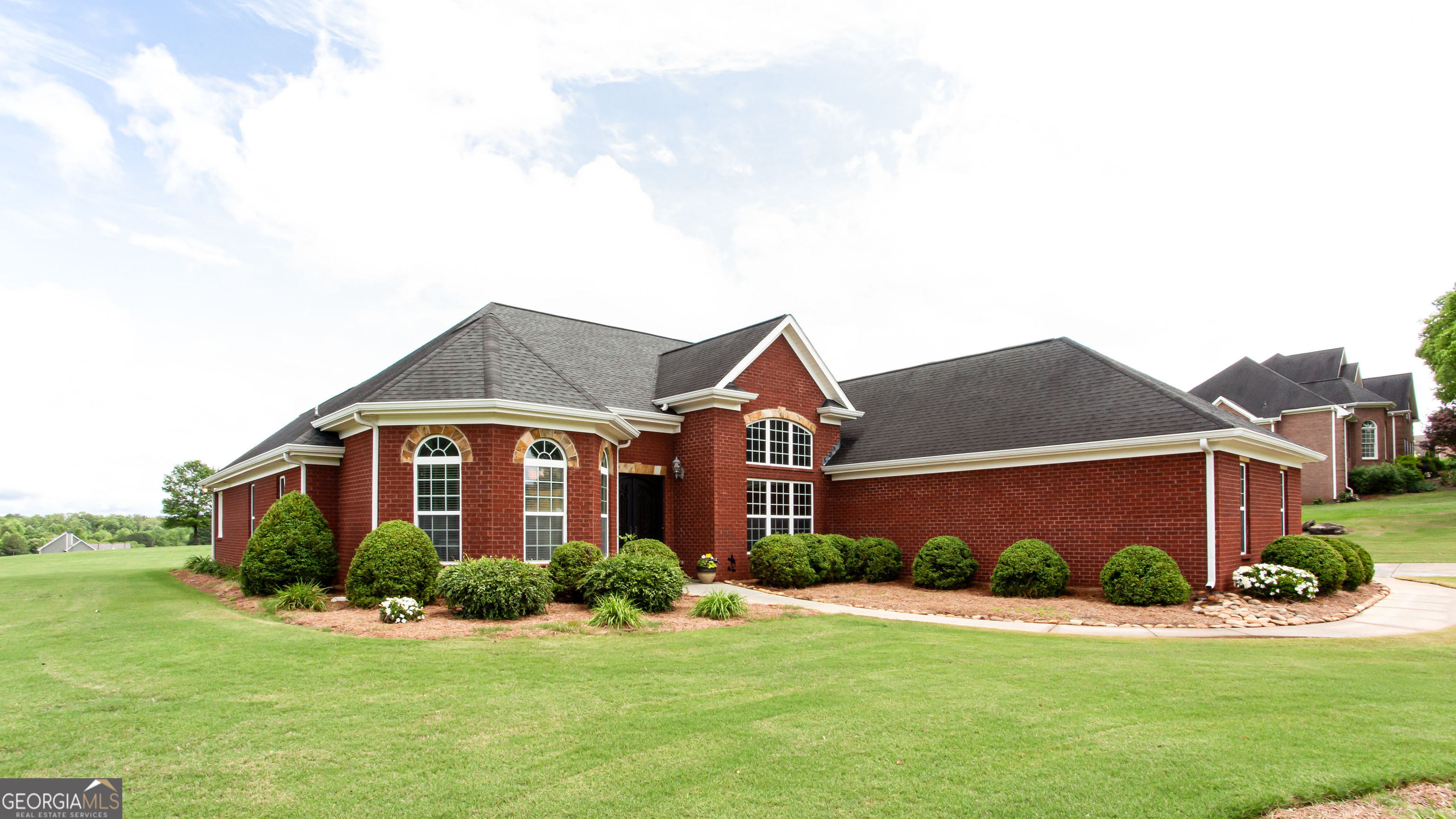 1365 Ivy Plantation