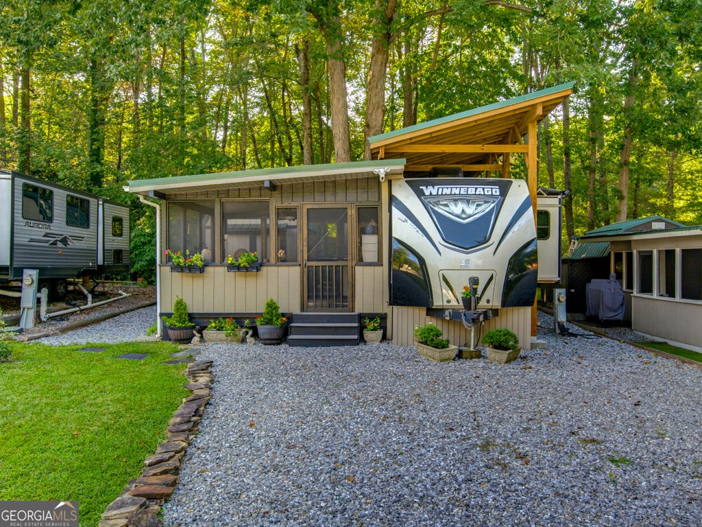 Photo of 324 Leisure Acres Drive, Cleveland, GA 30528 (MLS # 10845011)