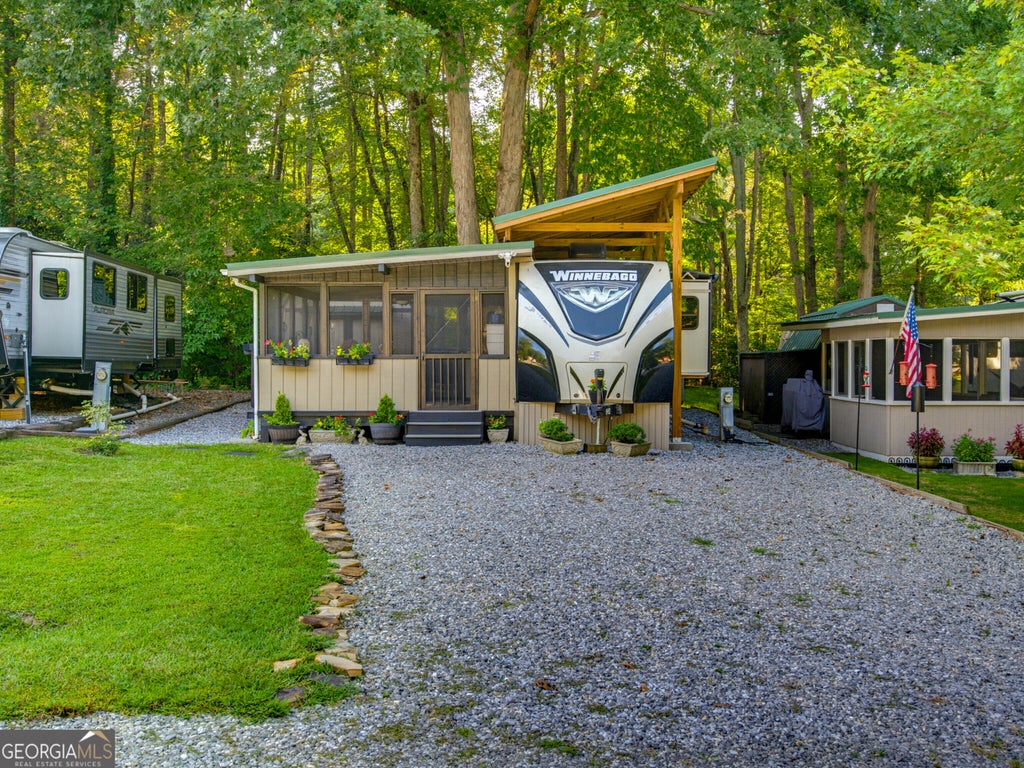 Photo of 324 Leisure Acres Drive, Cleveland, GA 30528 (MLS # 10845011)
