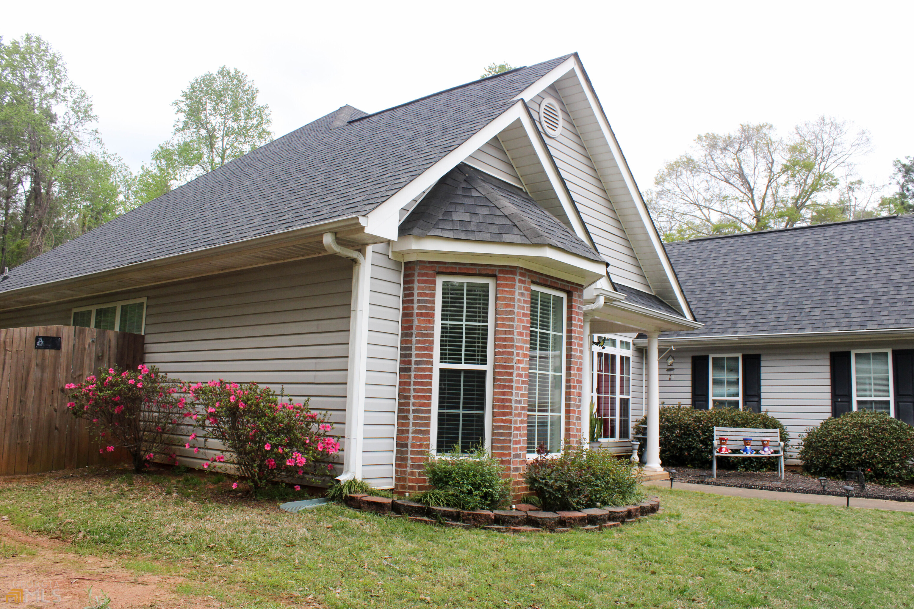 Eleanor's Pond - Residential