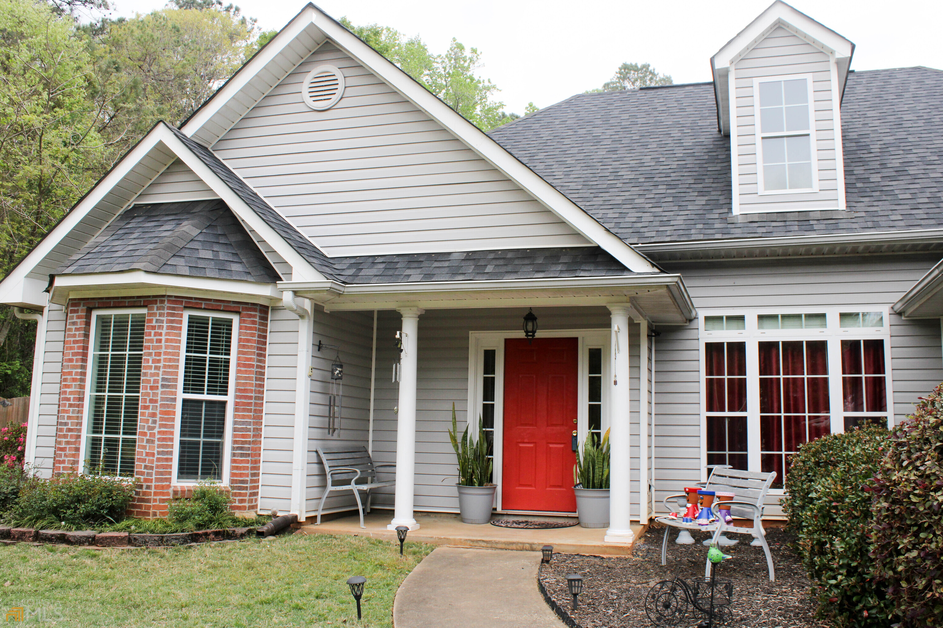 Eleanor's Pond - Residential